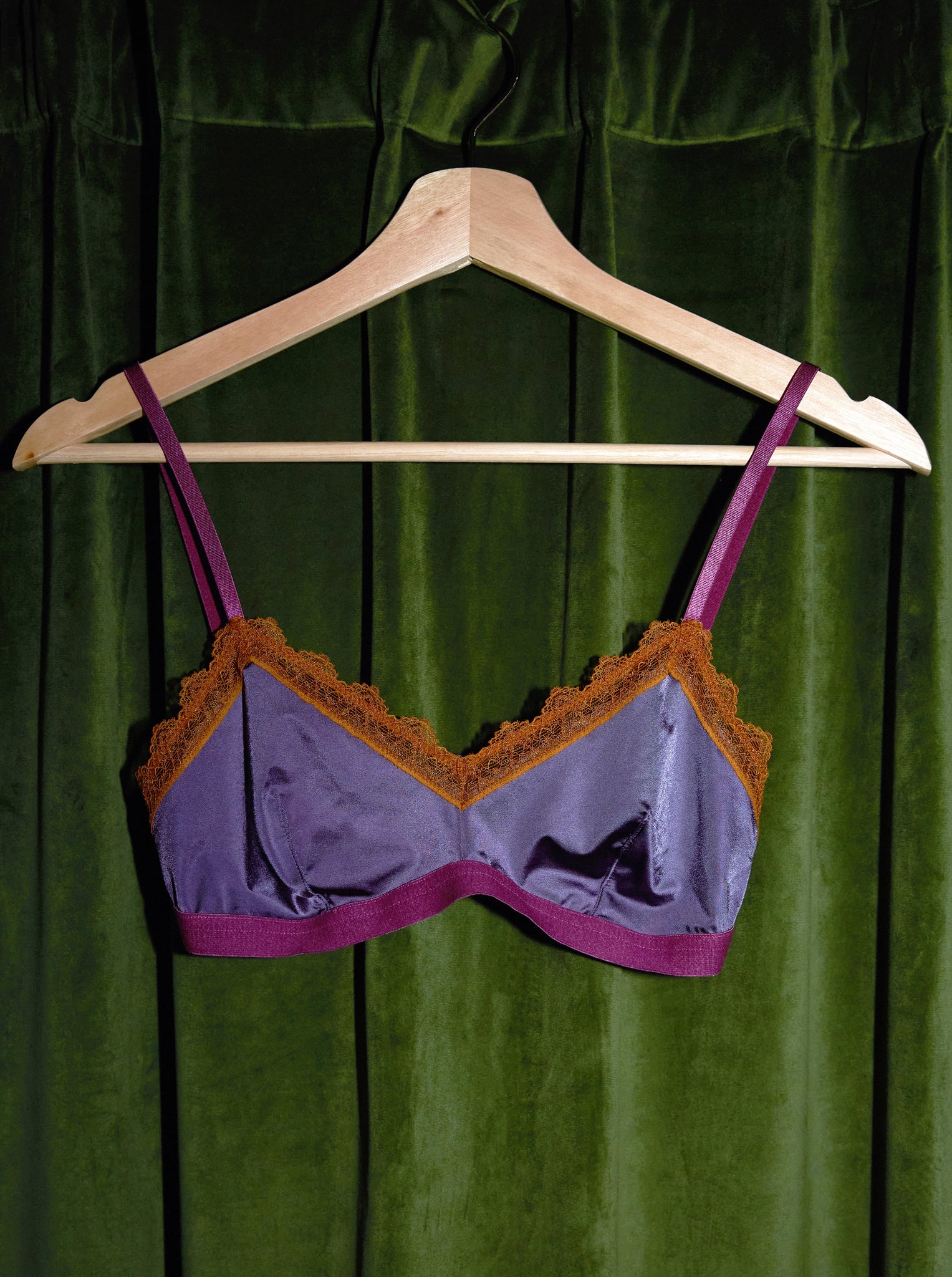 At Home With DL-Our Founder shares her five tips to extend the lifespan of your bra. - Dora Larsen | Colourful Lingerie