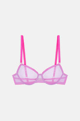 Bella – Dora Larsen