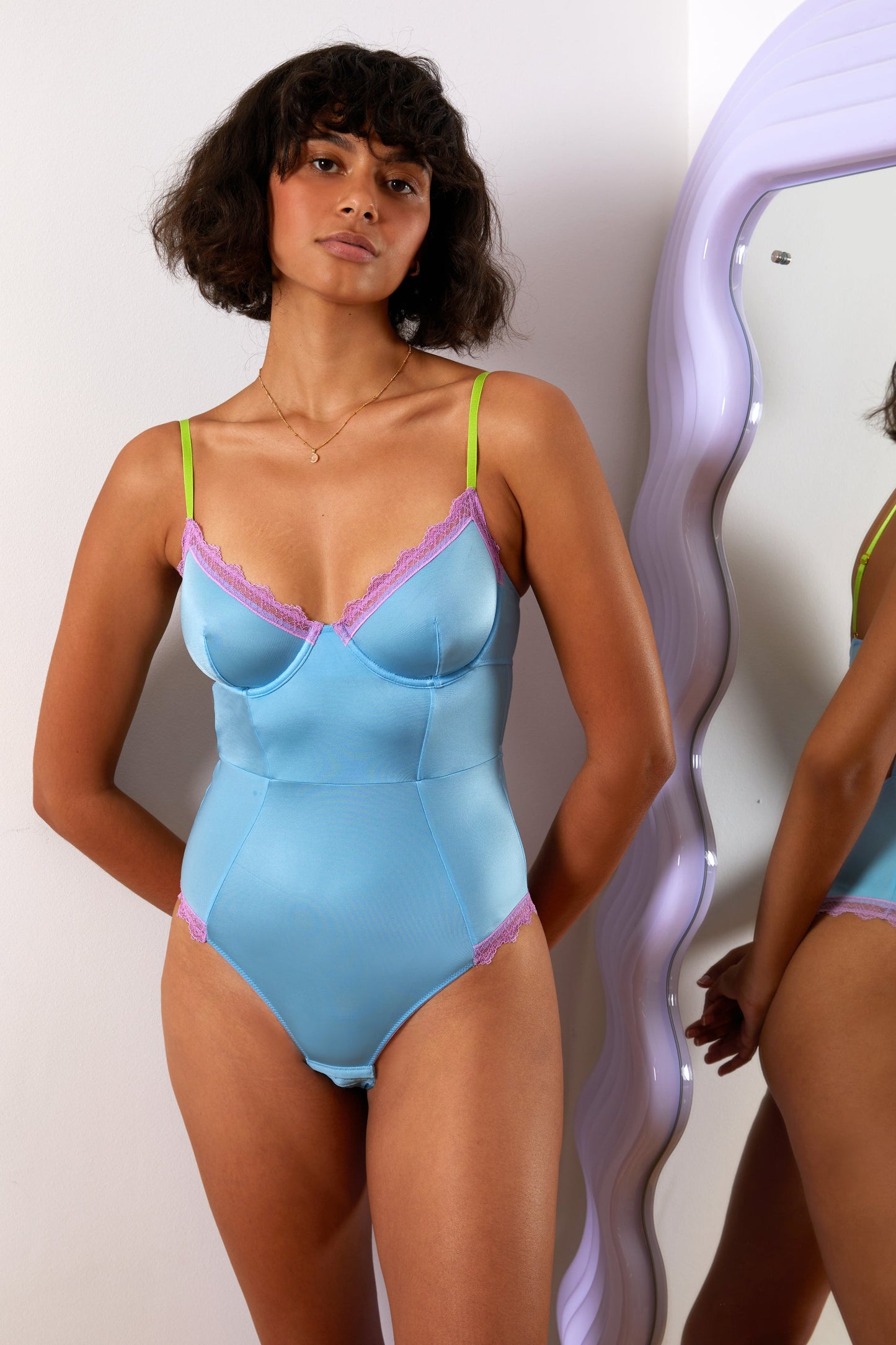 model:Barbara is wearing a UK10